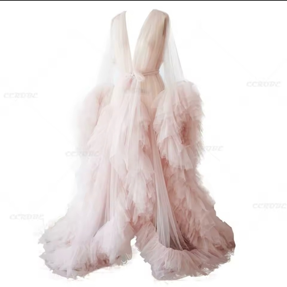 Elegant Pink Tulle Gown